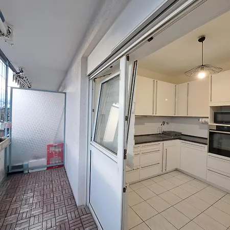 Schoenes Moebliertes Zimmer In Einer 3er Wg-wohnung * Ludwigshafen am Rhein